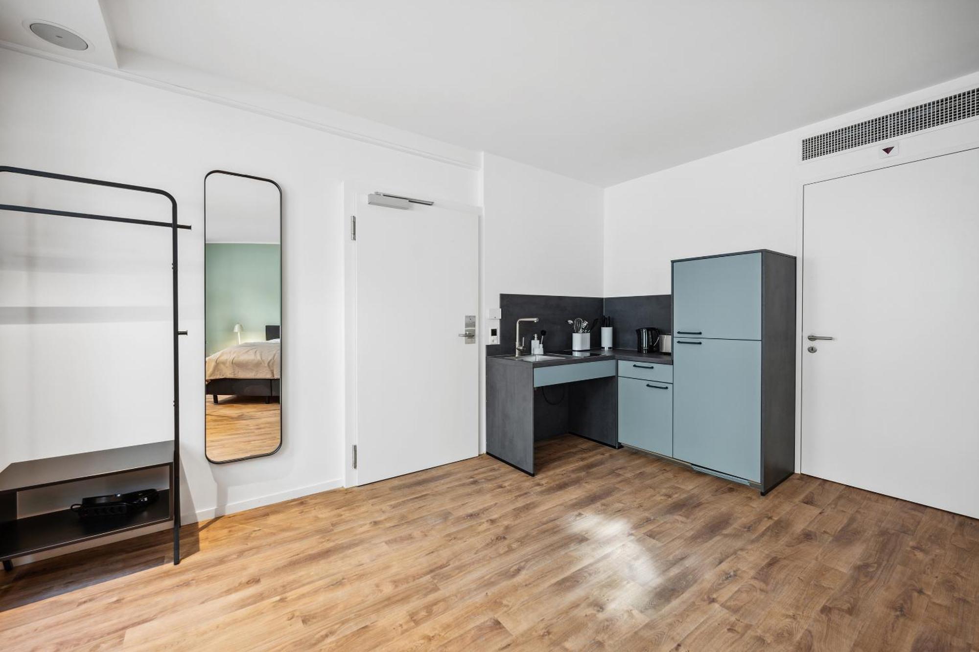Limehome Basel Muenzgasse Zimmer foto