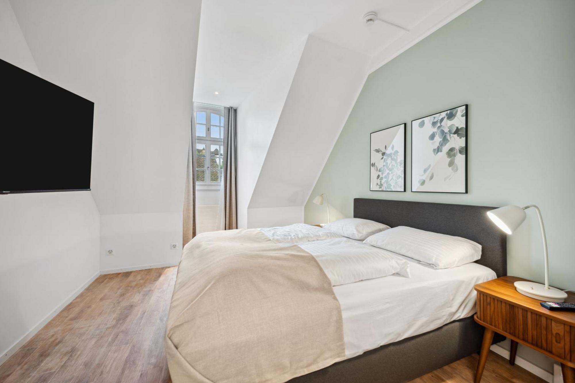 Limehome Basel Muenzgasse Zimmer foto