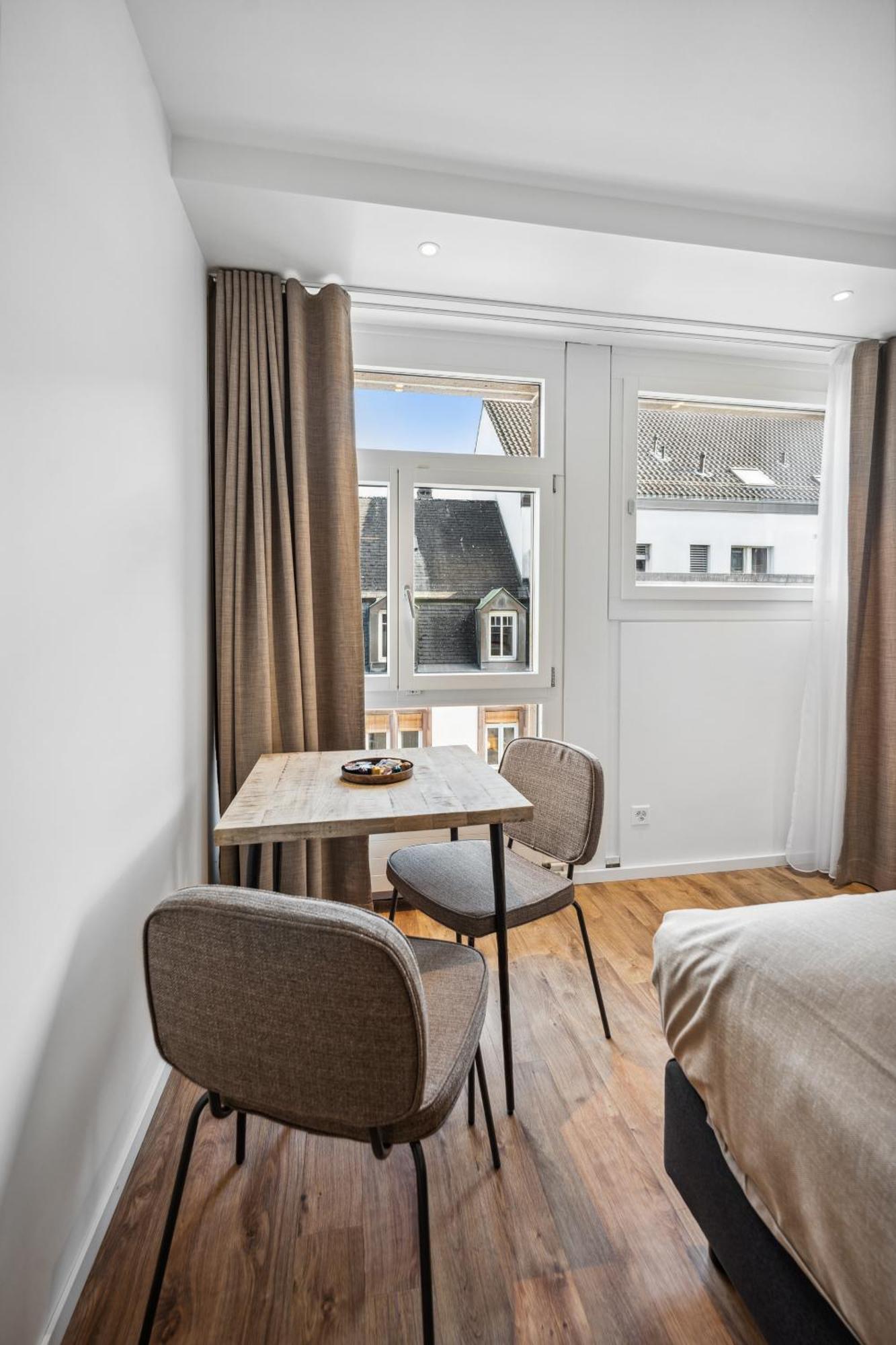 Limehome Basel Muenzgasse Zimmer foto